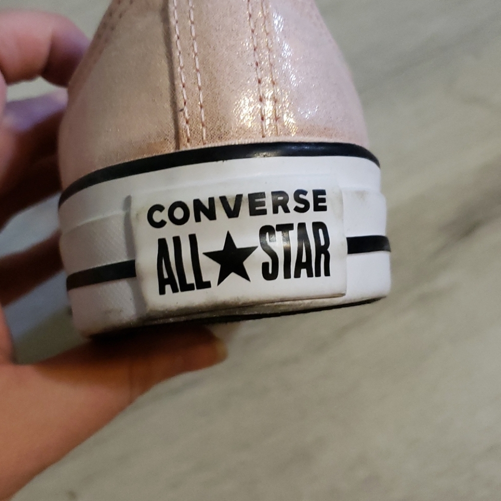 Converse - Picture 3 of 4